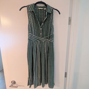 Green Polka Dot Sleeveless Dress with Pockets